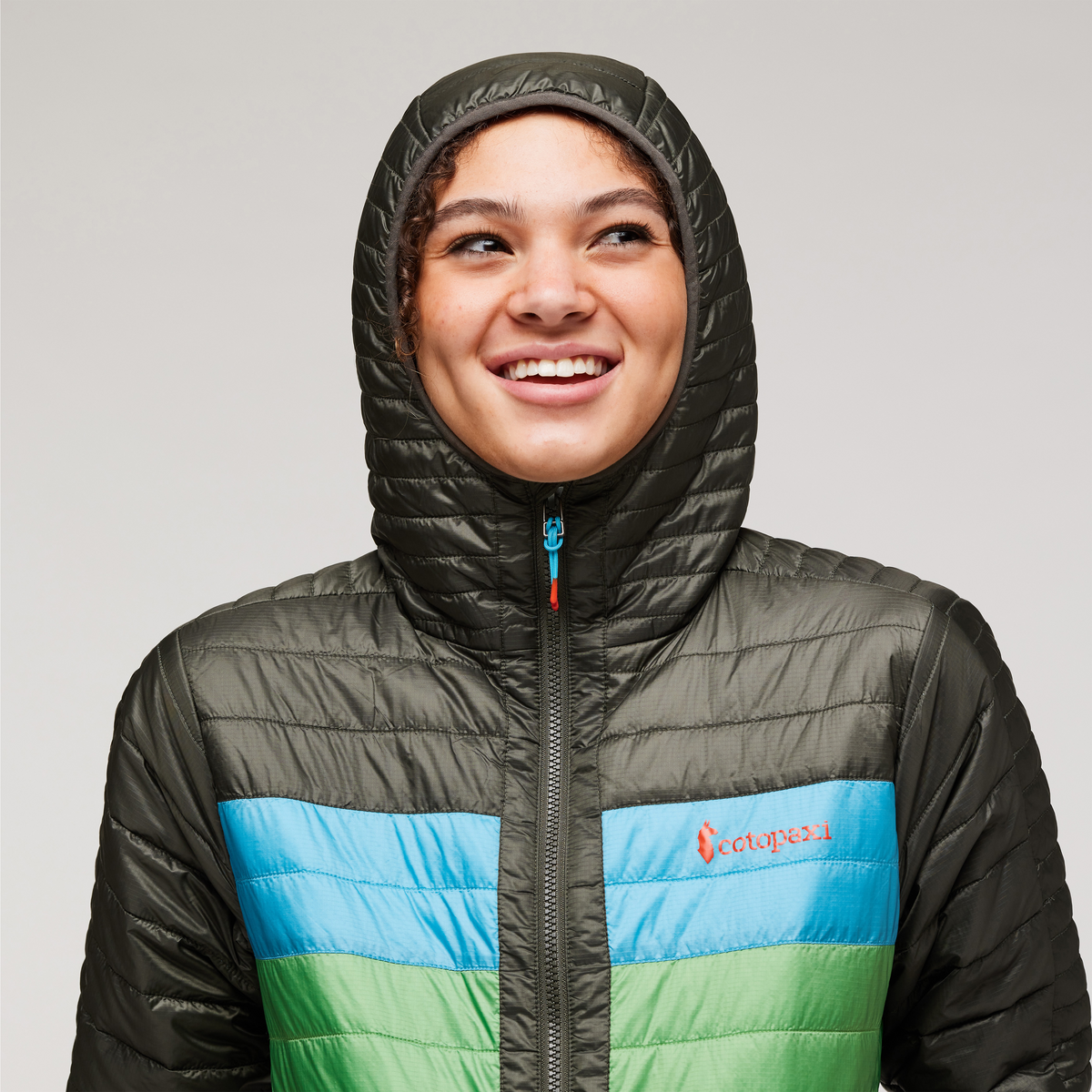 Capa Insulated Hooded Jacket - Women's - Image 14